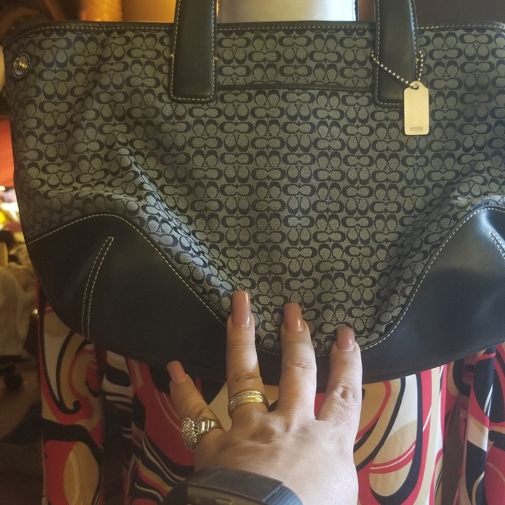 Coach handbag - Picture 3 of 6